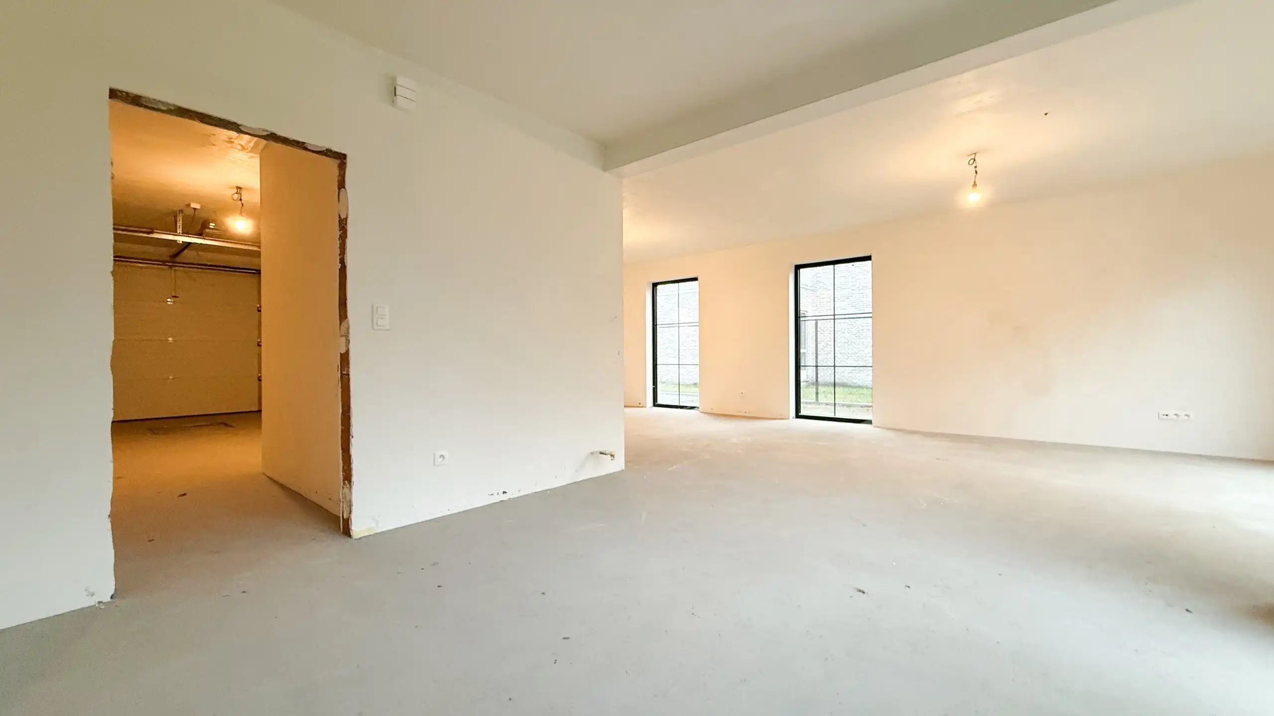 Volledig afgewerkte landelijke woning aan 2% Registratie! foto 8