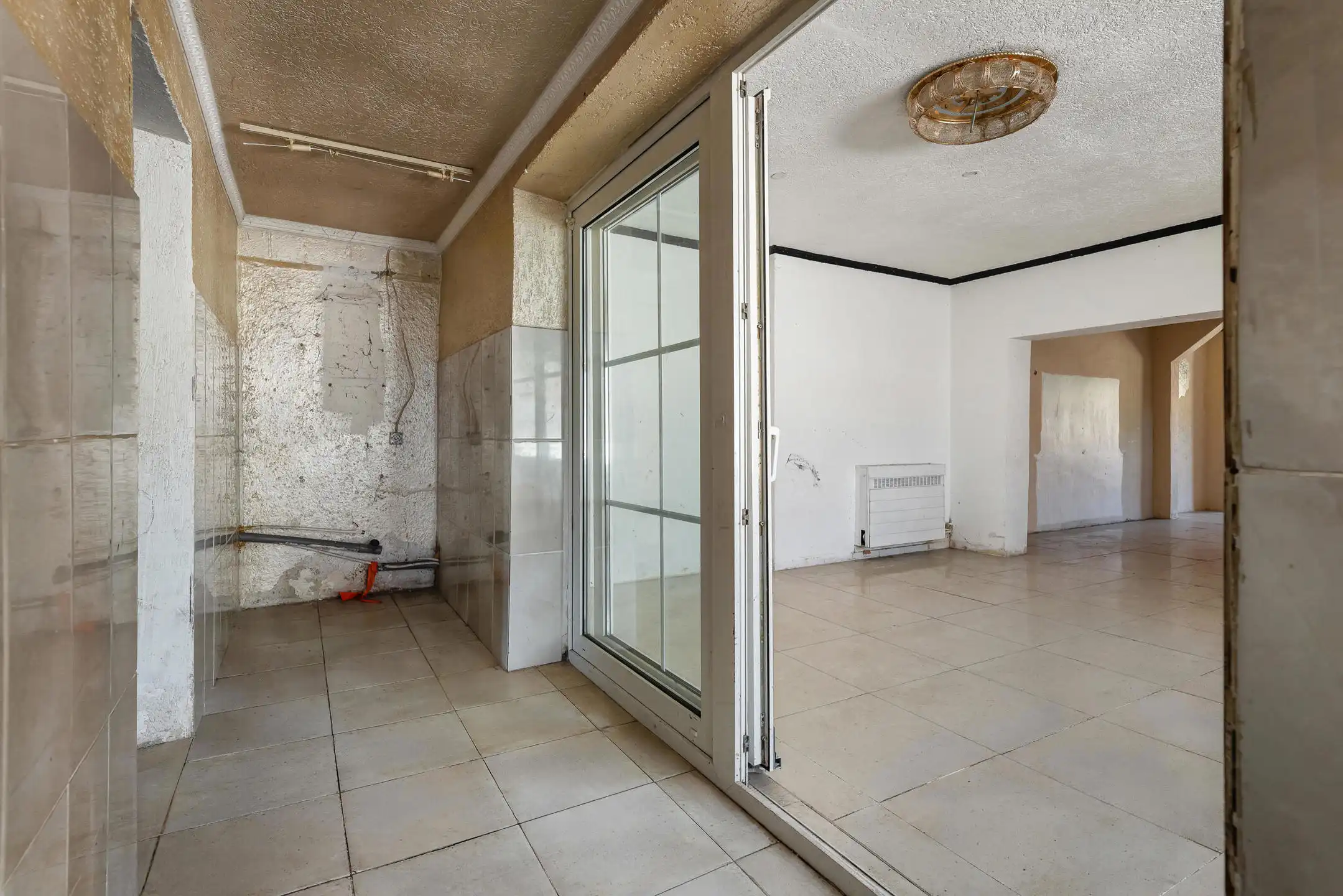 Halfvrijstaande woning in het centrum van Riemst foto 10