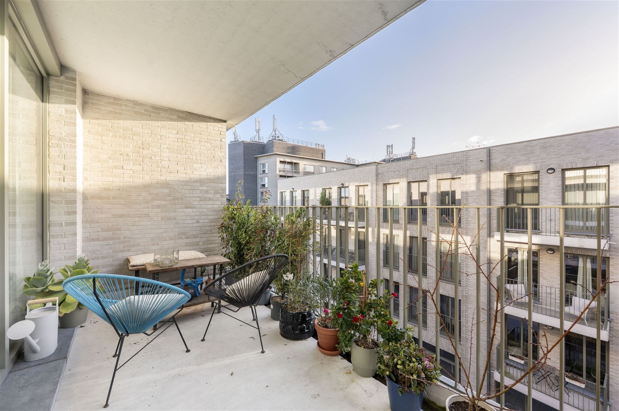 Ruim nieuwbouw app met 2 slk, 2 bk & 2 terrassen foto 4