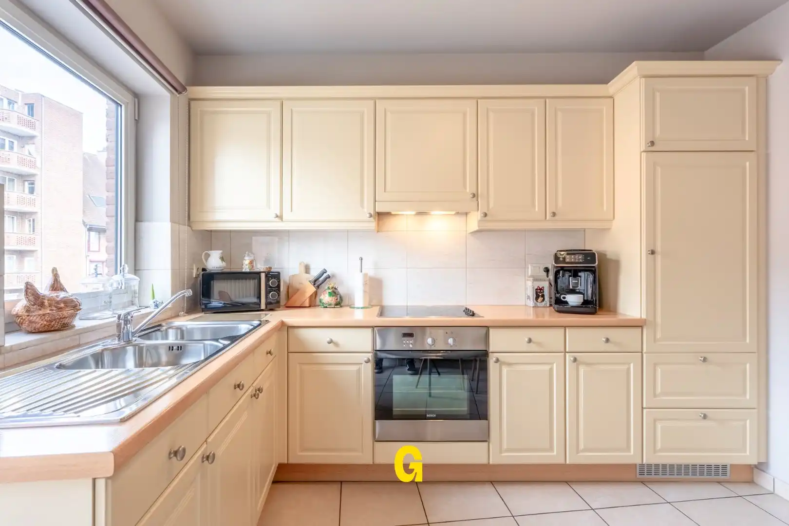 Netjes verzorgd duplex appartement met drie slaapkamers en standplaats op wandelafstand van de markt foto 14
