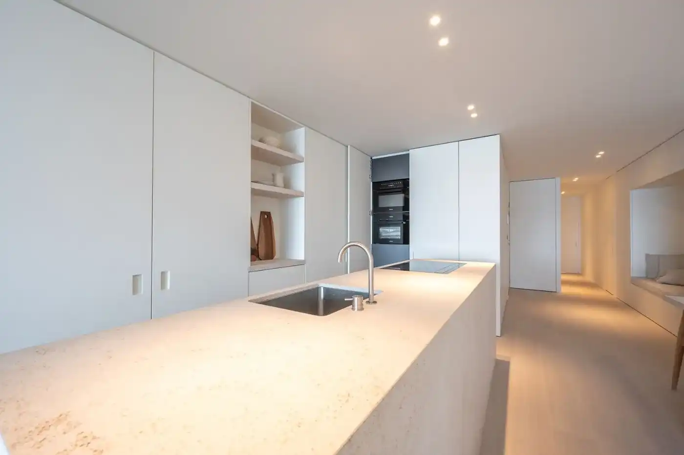 Prachtig gerenoveerd appartement op de Wandeldijk foto 9