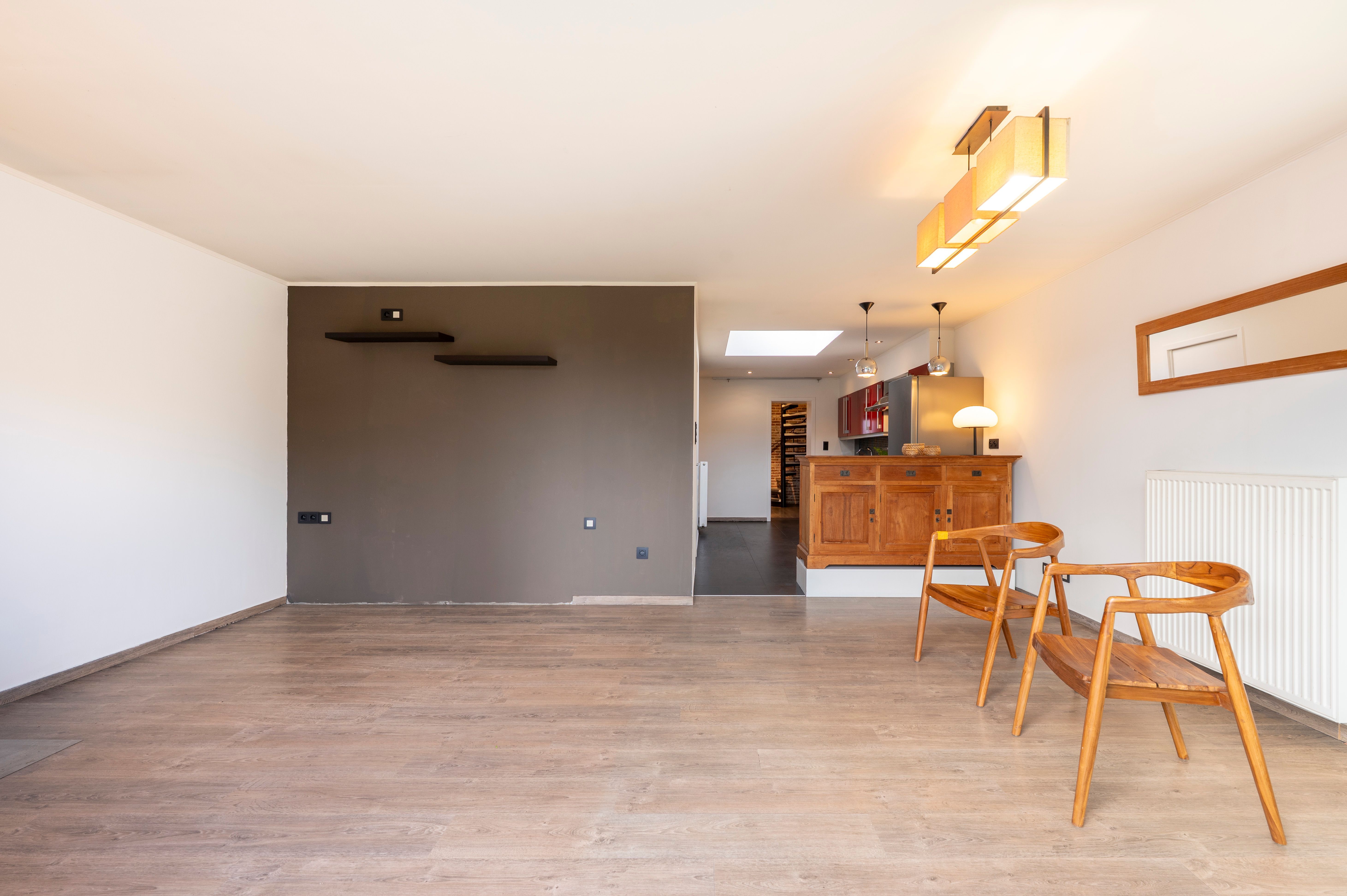 Verrassende woning met leuke tuin en grote garage nabij centrum Kapellen! foto 6