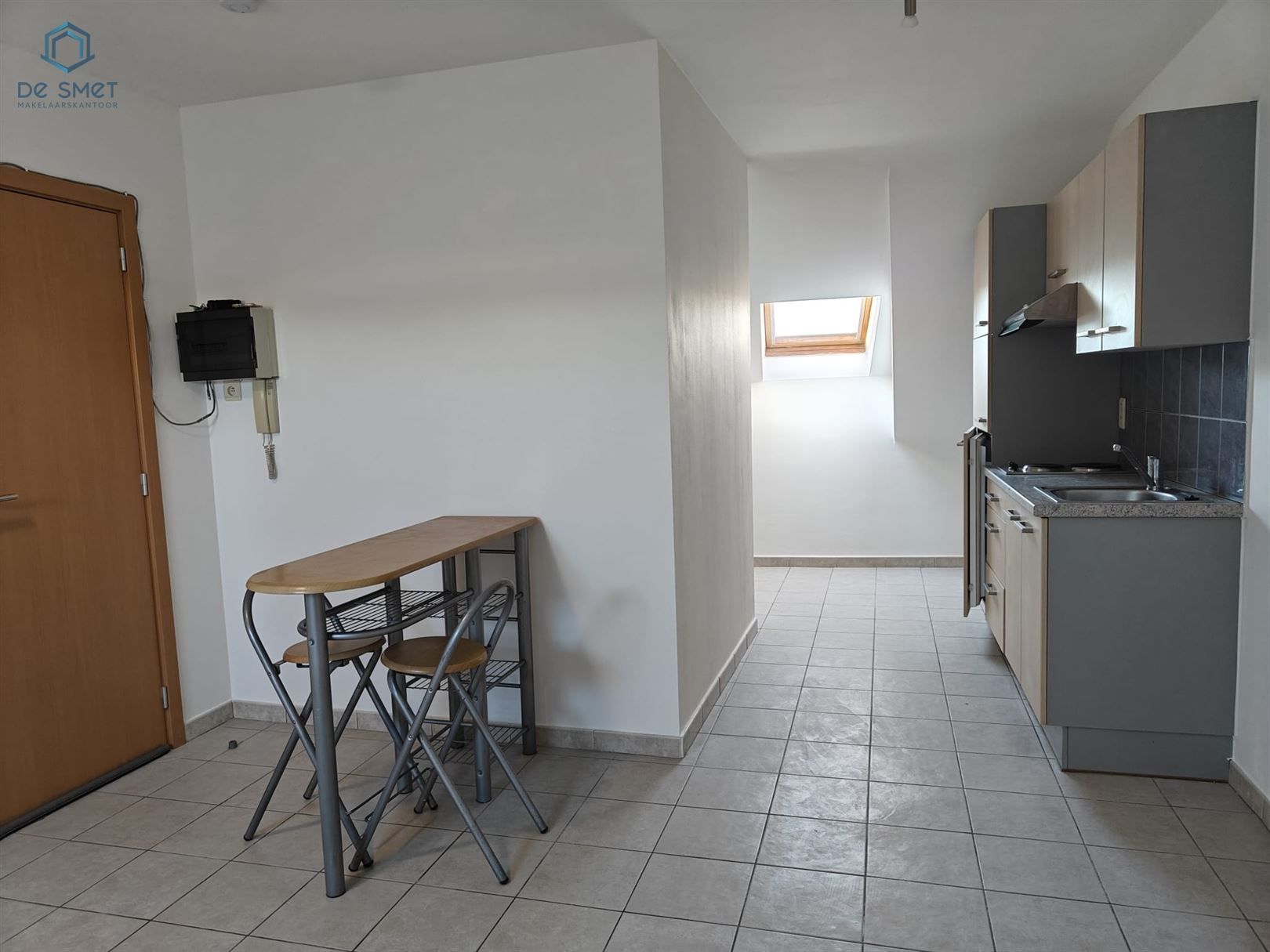 Instapklare Studio te Koop Ideale Investering op Toplocatie in Ninove foto 9