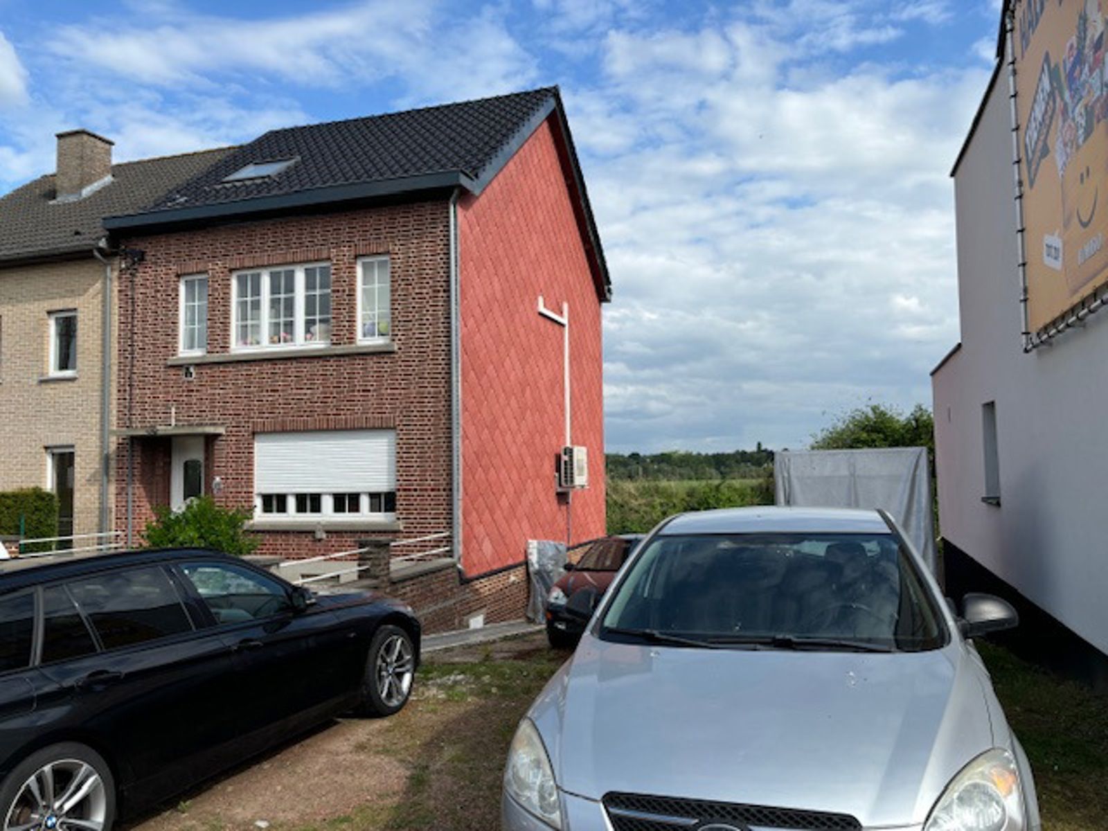 Prachtige woning met naastgelegen bouwgrond foto 2