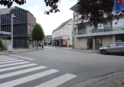 Centraal gelegen gelijkvloerse kantoorruimte te Aalst foto 16