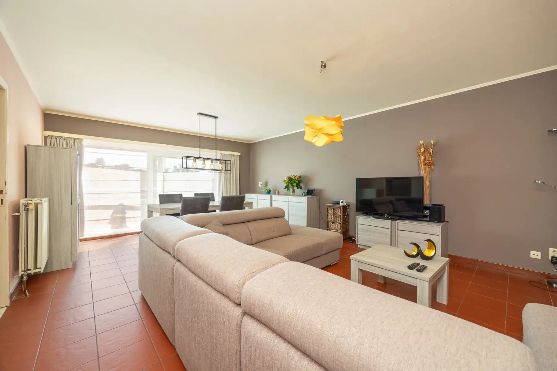 Volledig instapklaar appartement in aangename woonwijk Reet foto 3