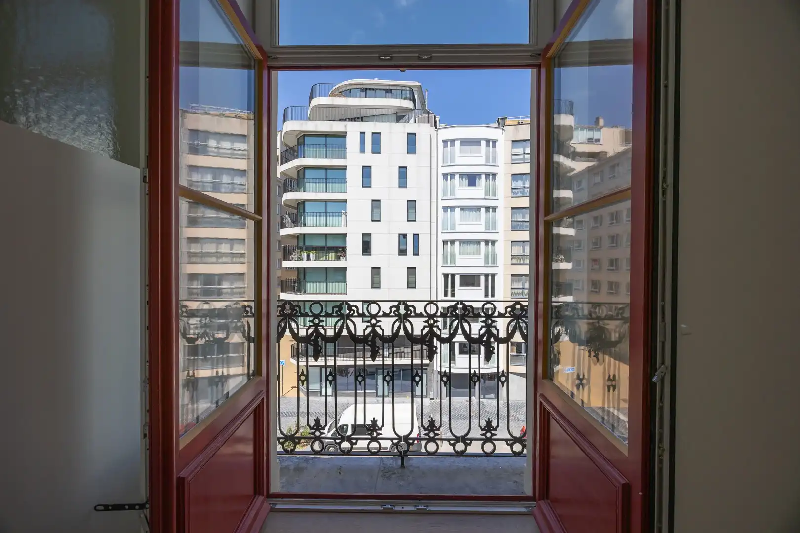 Appartement te koop foto {{pictureIndex}}