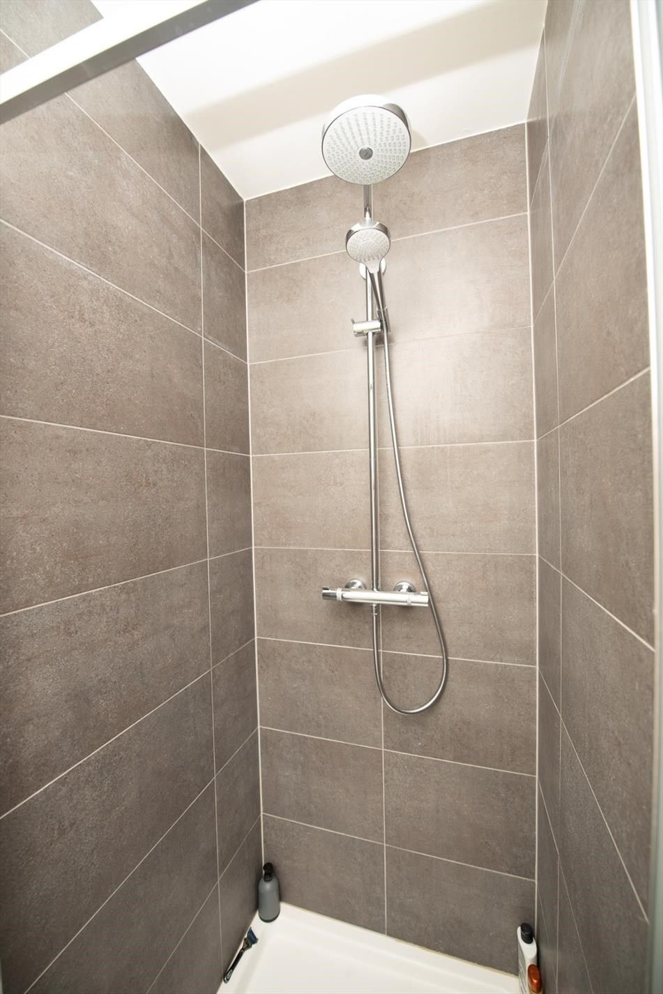 Instapklaar appartement met 2 slaapkamers! foto 7