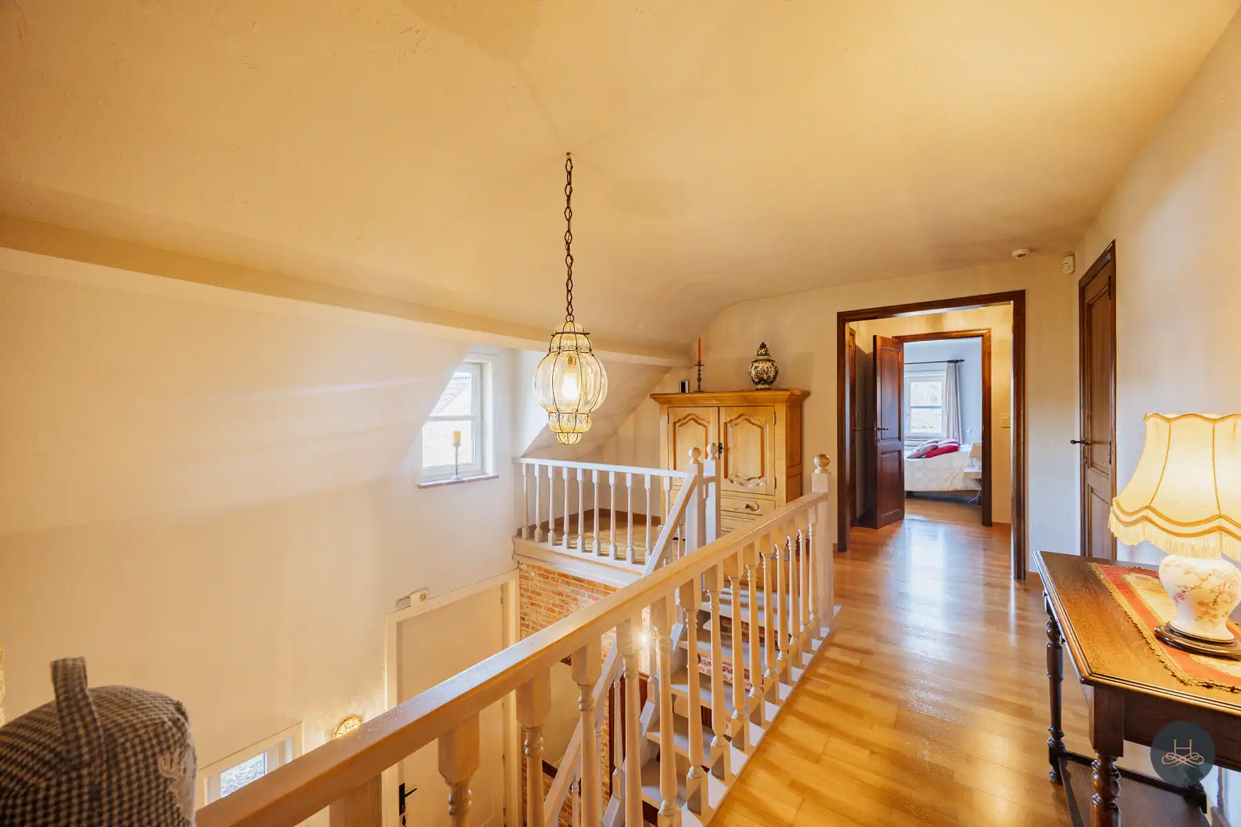 Prachtige vrijstaande villa in rustige omgeving foto 18
