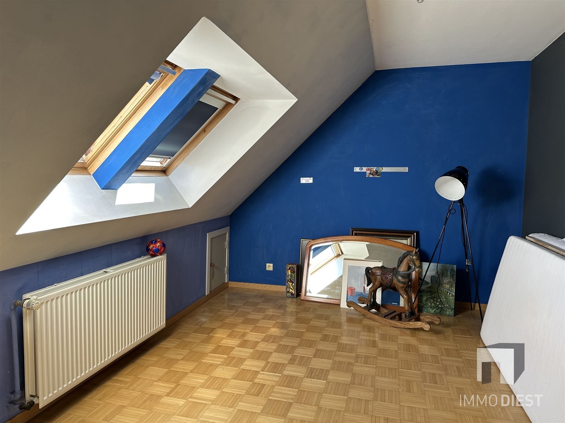 Instapklare woning met zicht op agrarisch gebied - bureau + 3 slpks foto 28