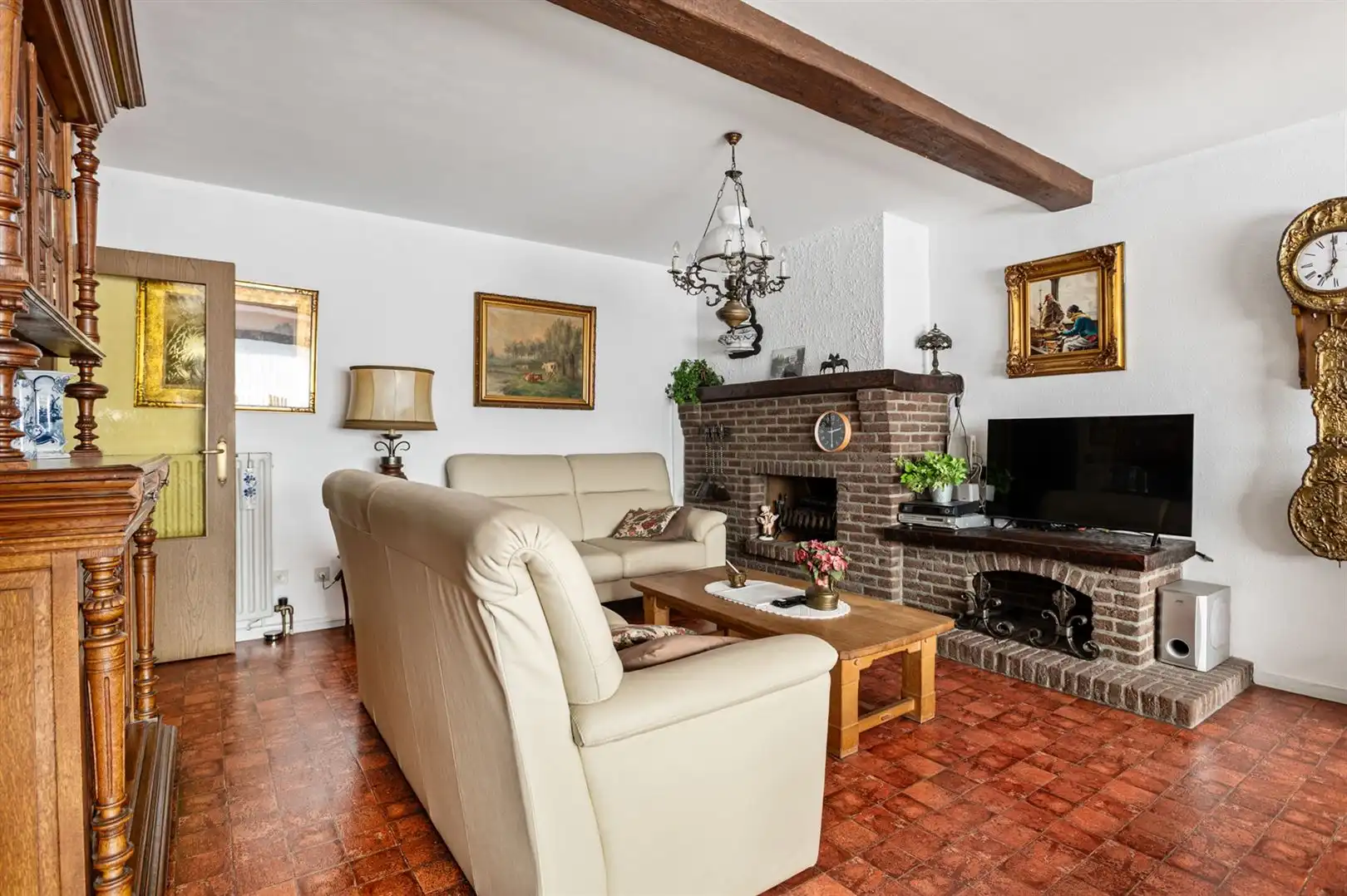 Ruim 3-slaapkamerappartement in Deurne-zuid foto 5