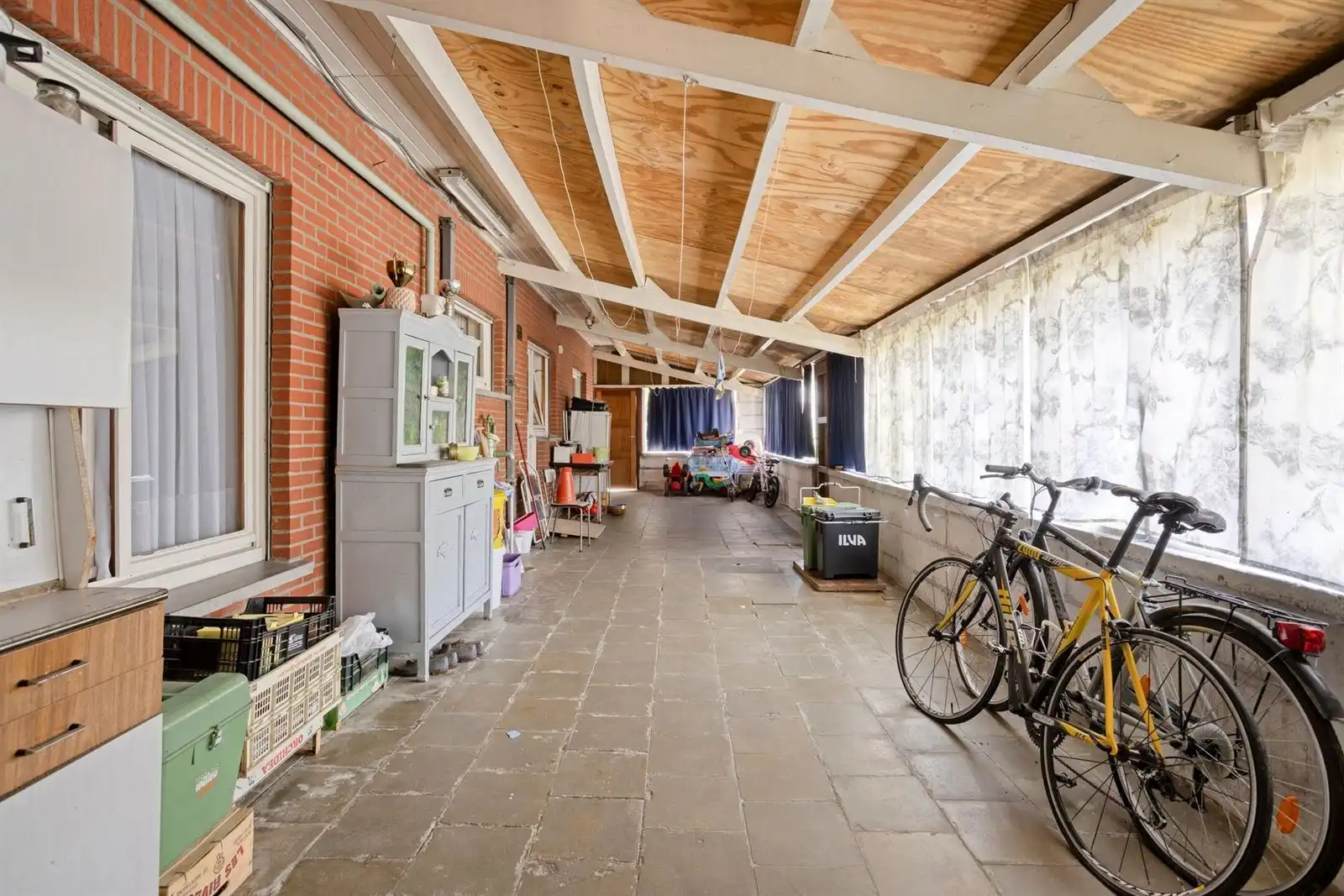 Alleenstaande woning met 3 slaapkamers garage en tuin  foto 16