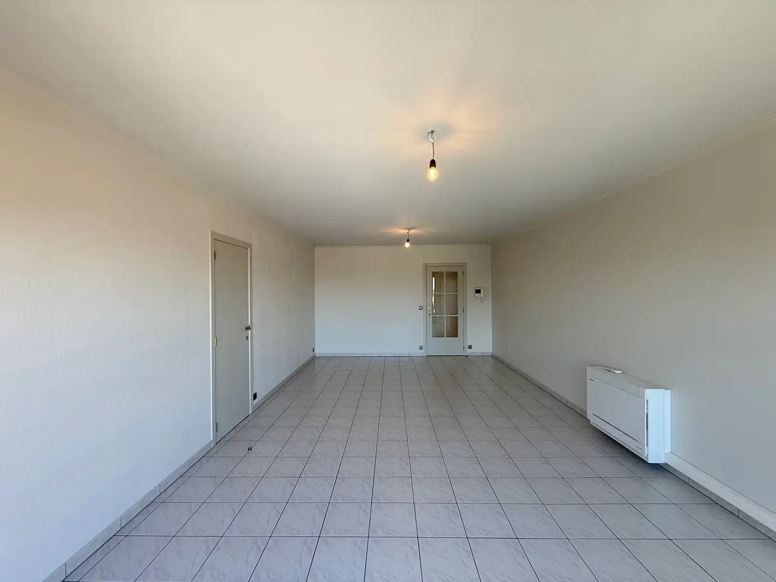 Instapklaar appartement met 2 slaapkamers en terrasje foto 4