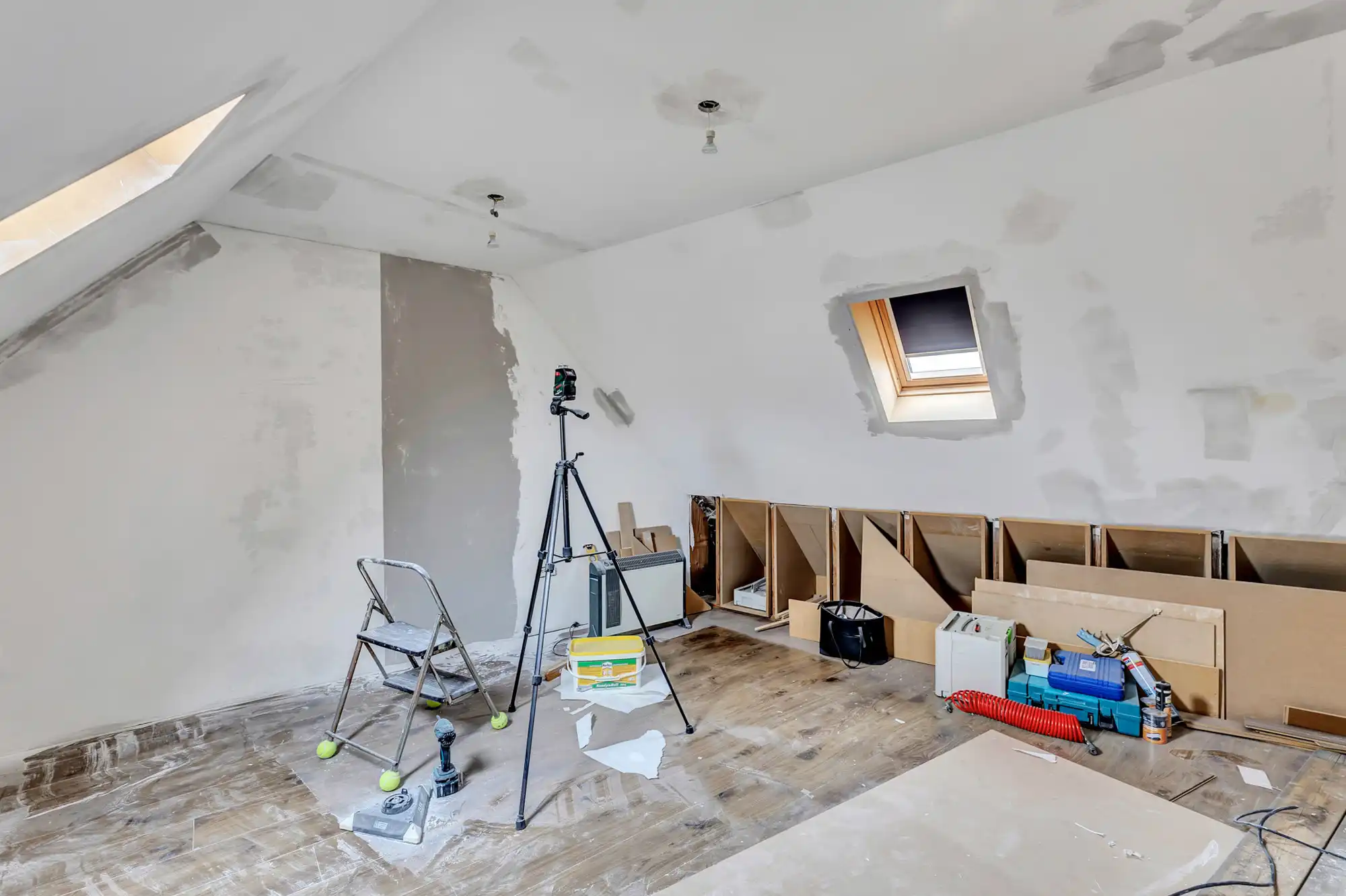 Gesloten bebouwing met 4 slaapkamers en tuin foto 15