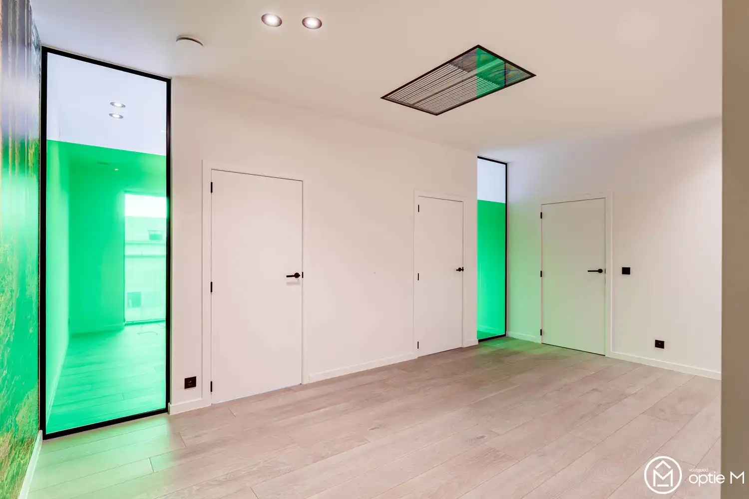 Moderne bedrijfsunit met kantoren in Heusden foto 12