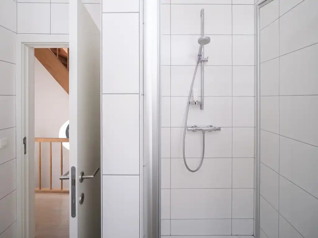 Centrum Gent - Instapklare burgerwoning met 4 slaapkamers, 2 badkamers, stadstuin en inpandig terras op een bijzonder centrale ligging. foto 13
