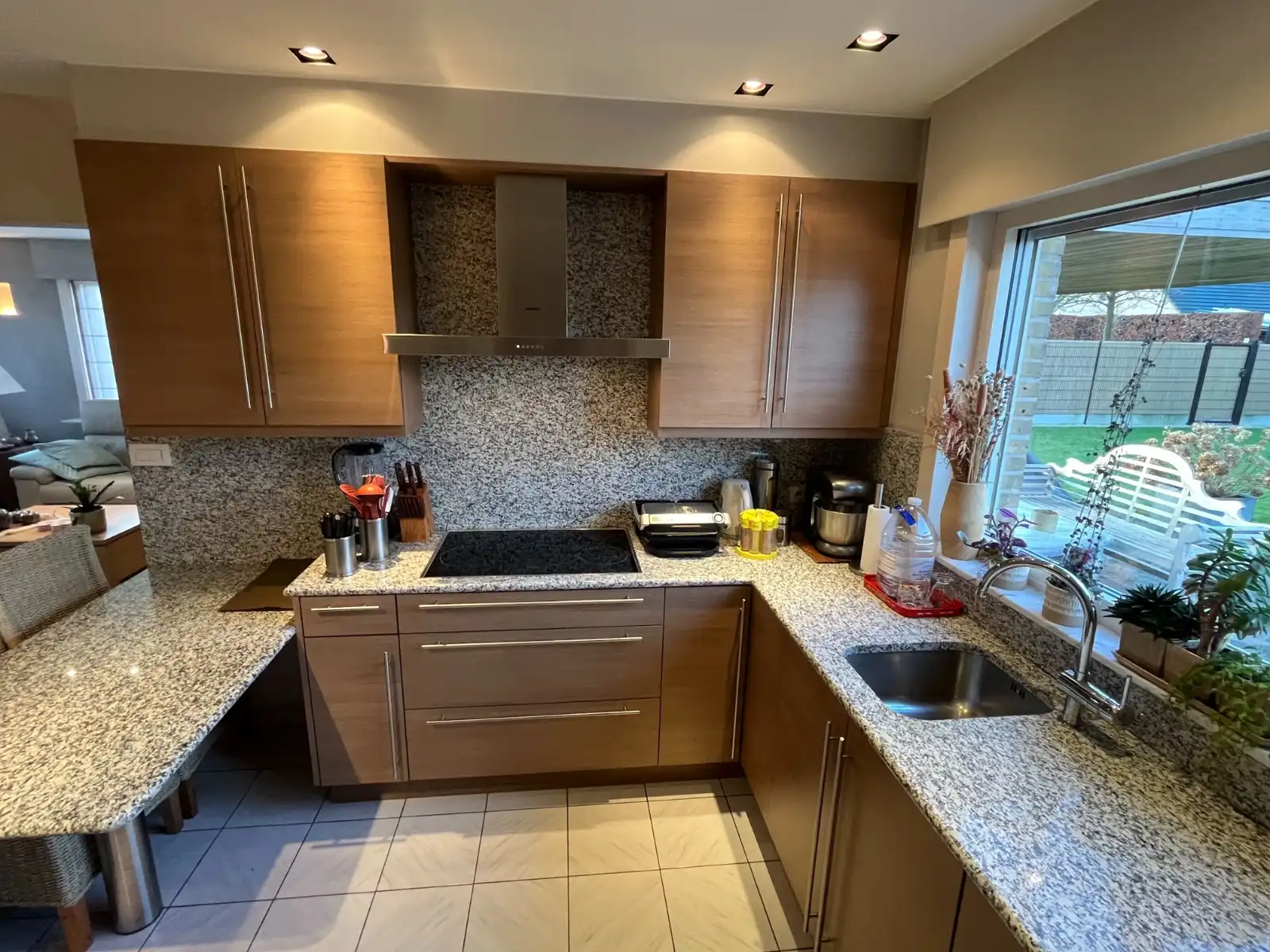 Instapklare alleenstaande woning in rustige wijk nabij centrum Waregem  te koop foto 10