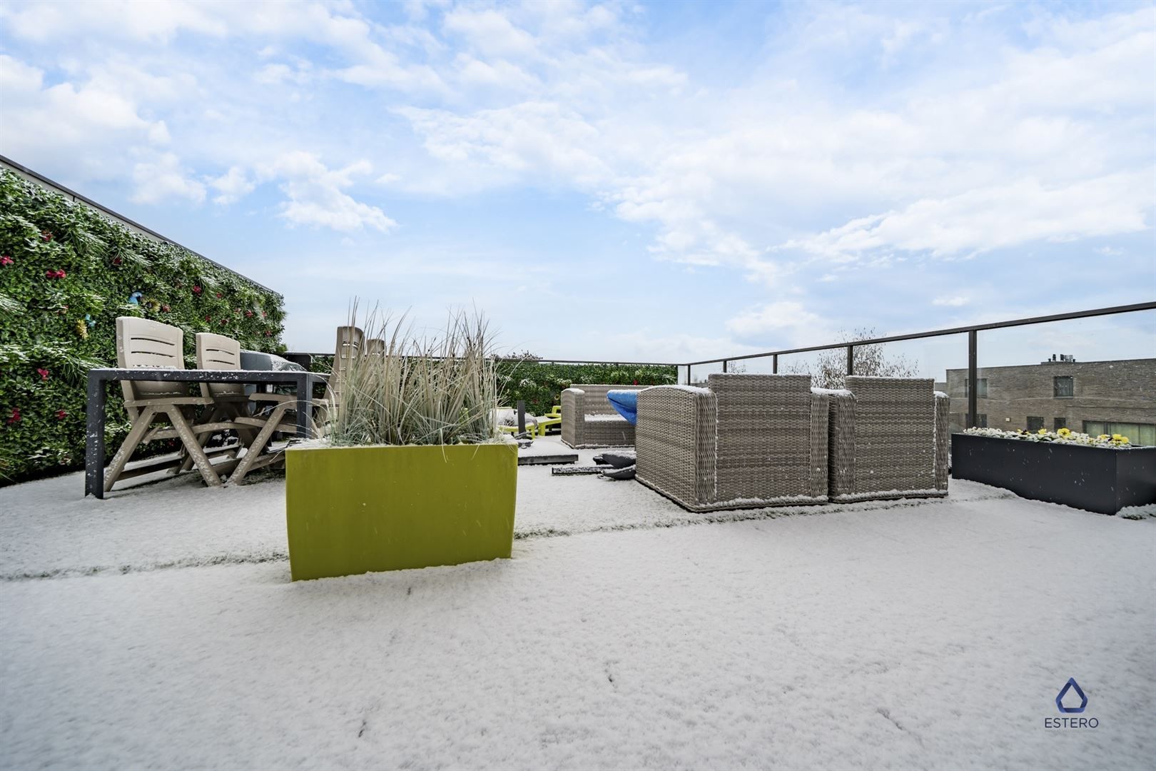 Instapklaar 3-slaapkamer appartement met dakterras foto 18