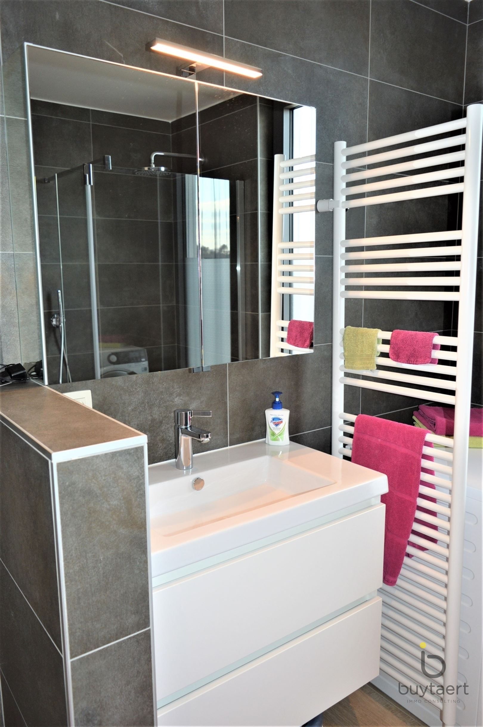 Gezellig Appartement met 2 Slaapkamers in Schilde. foto 14