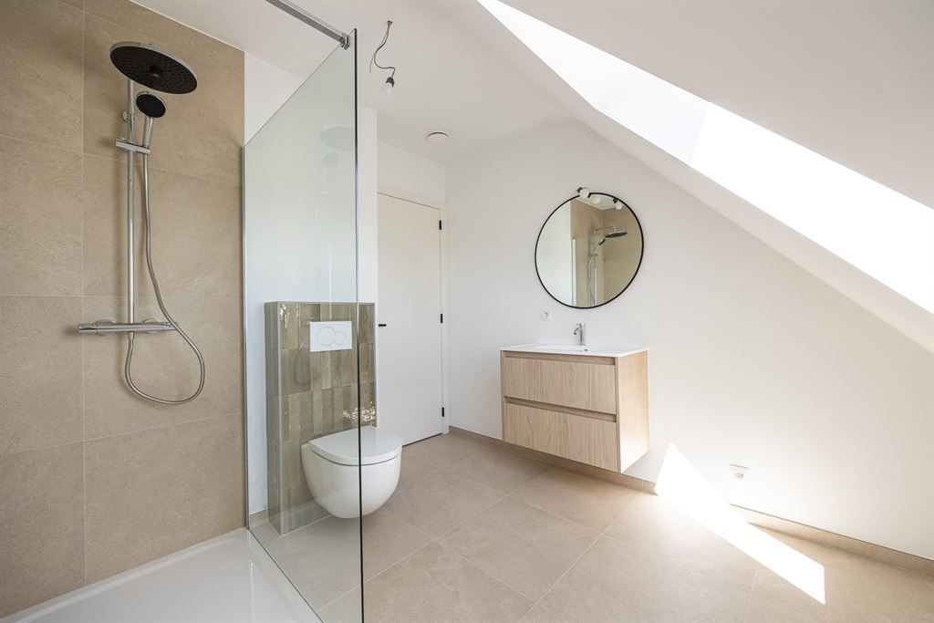 Nieuwbouwwoning op een zeer rustige locatie! foto 23
