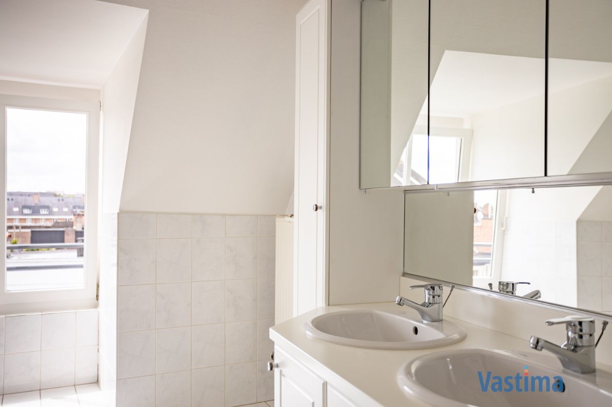 Penthouse met twee terrassen en panoramisch uitzicht over Aalst foto 21