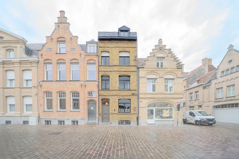 Centraal gelegen , vergunde vakantiewoning "Alice House" in Centrum Ieper met zicht op de kathedraal! foto 28