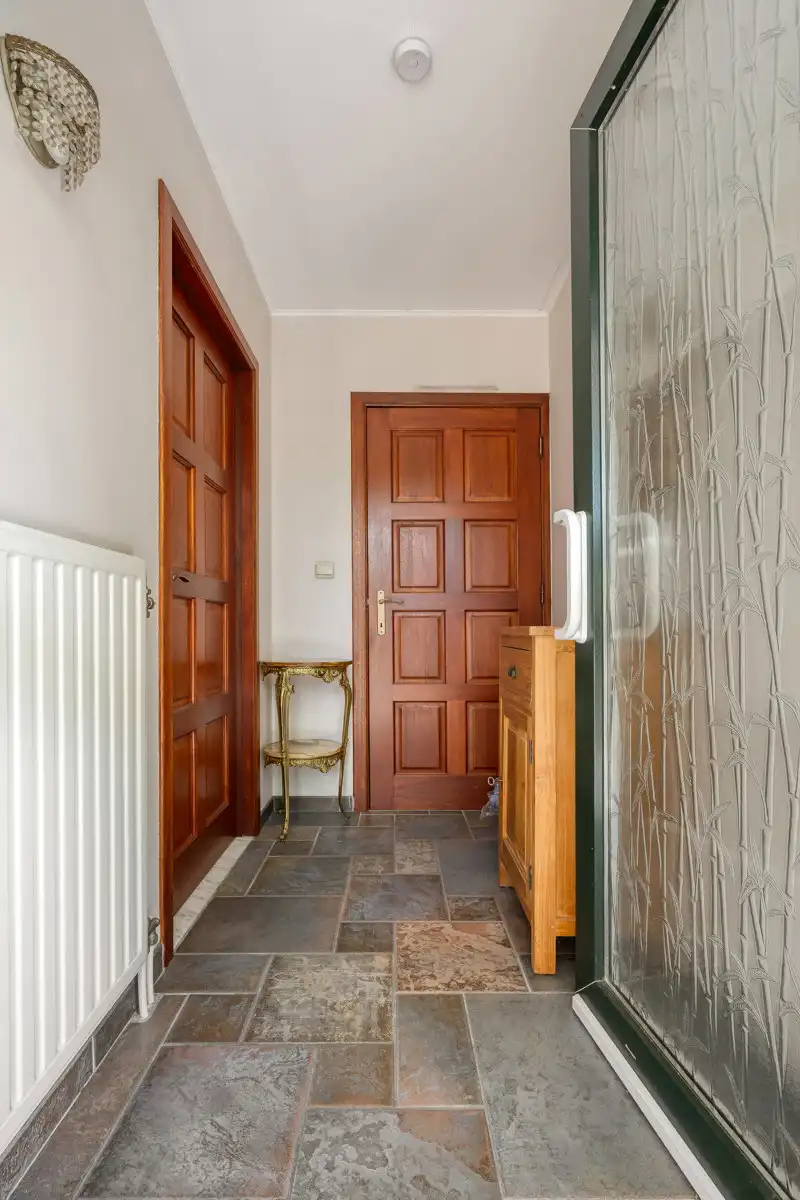 Ruime villa met eindeloze mogelijkheden op toplocatie foto 25