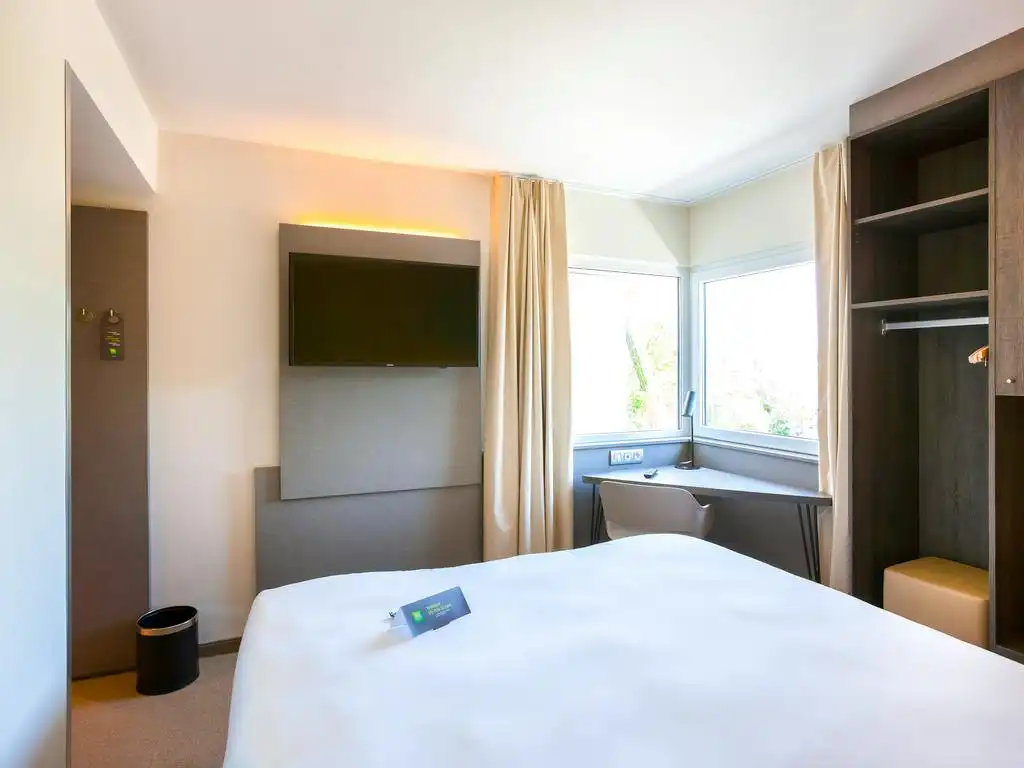 Hotelkamer als investering in ibis Kortrijk Expo foto 3