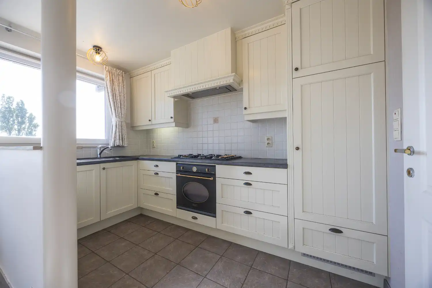 Appartement met twee slaapkamers en zonnig terras te koop in Middelkerke foto 11