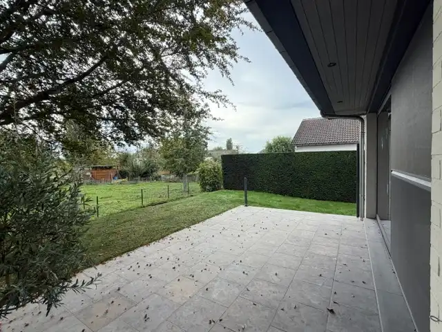 Eengezinswoning met 2 slaapkamers, garage, terras en tuin foto 22