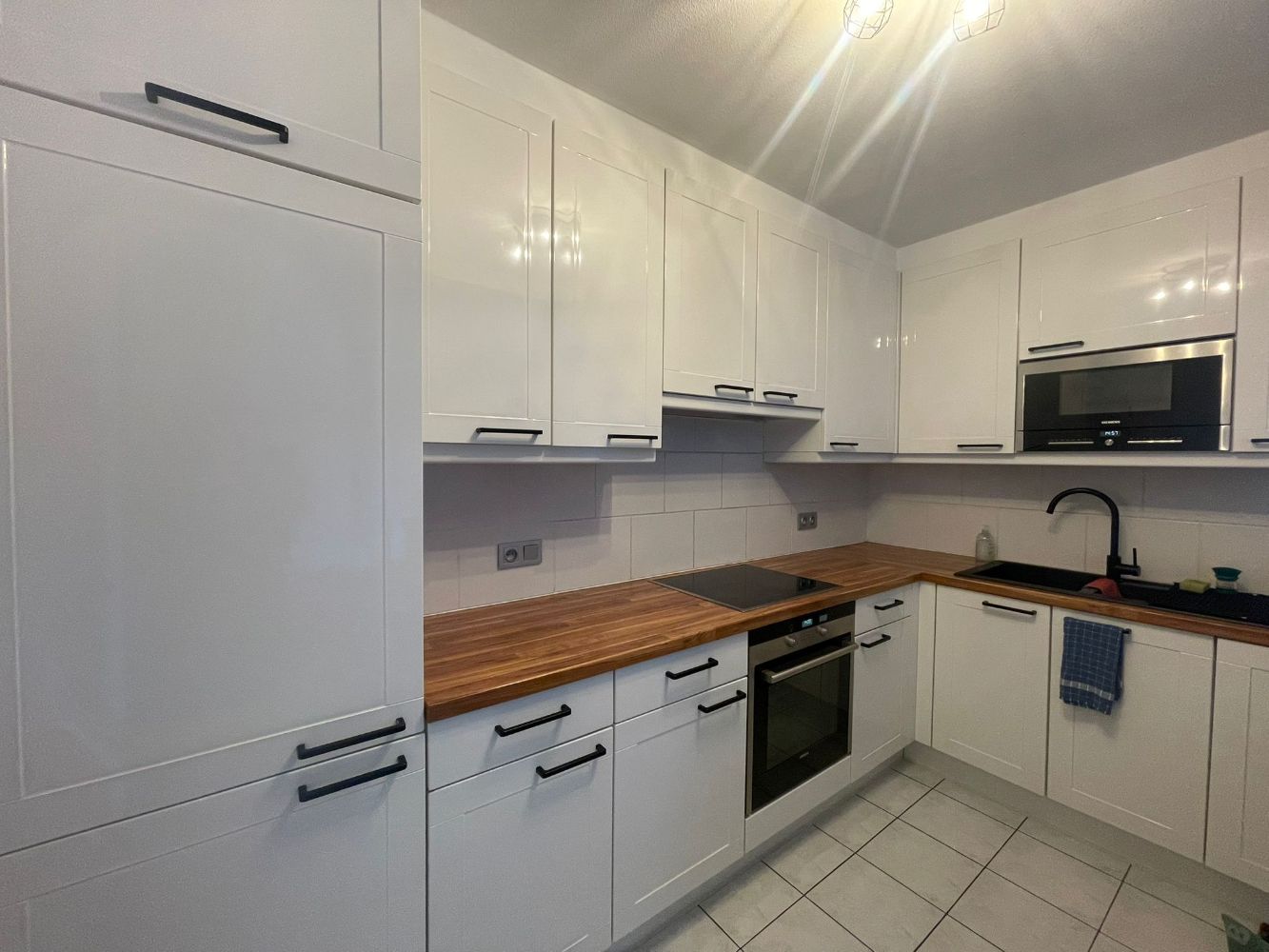 Gerenoveerd 2 slaapkamer appartement met zicht op de duinen foto 4