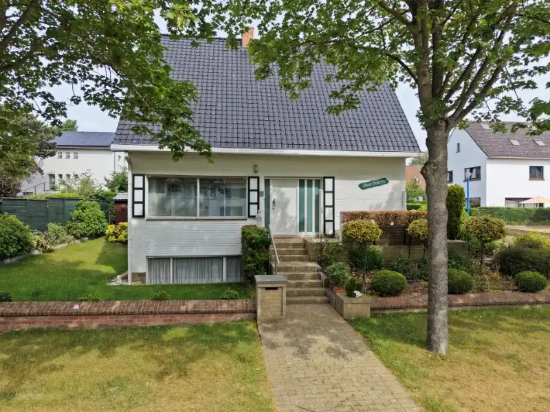 Hoofdfoto van de publicatie: CHARMANTE WONING OP TOPLOCATIE