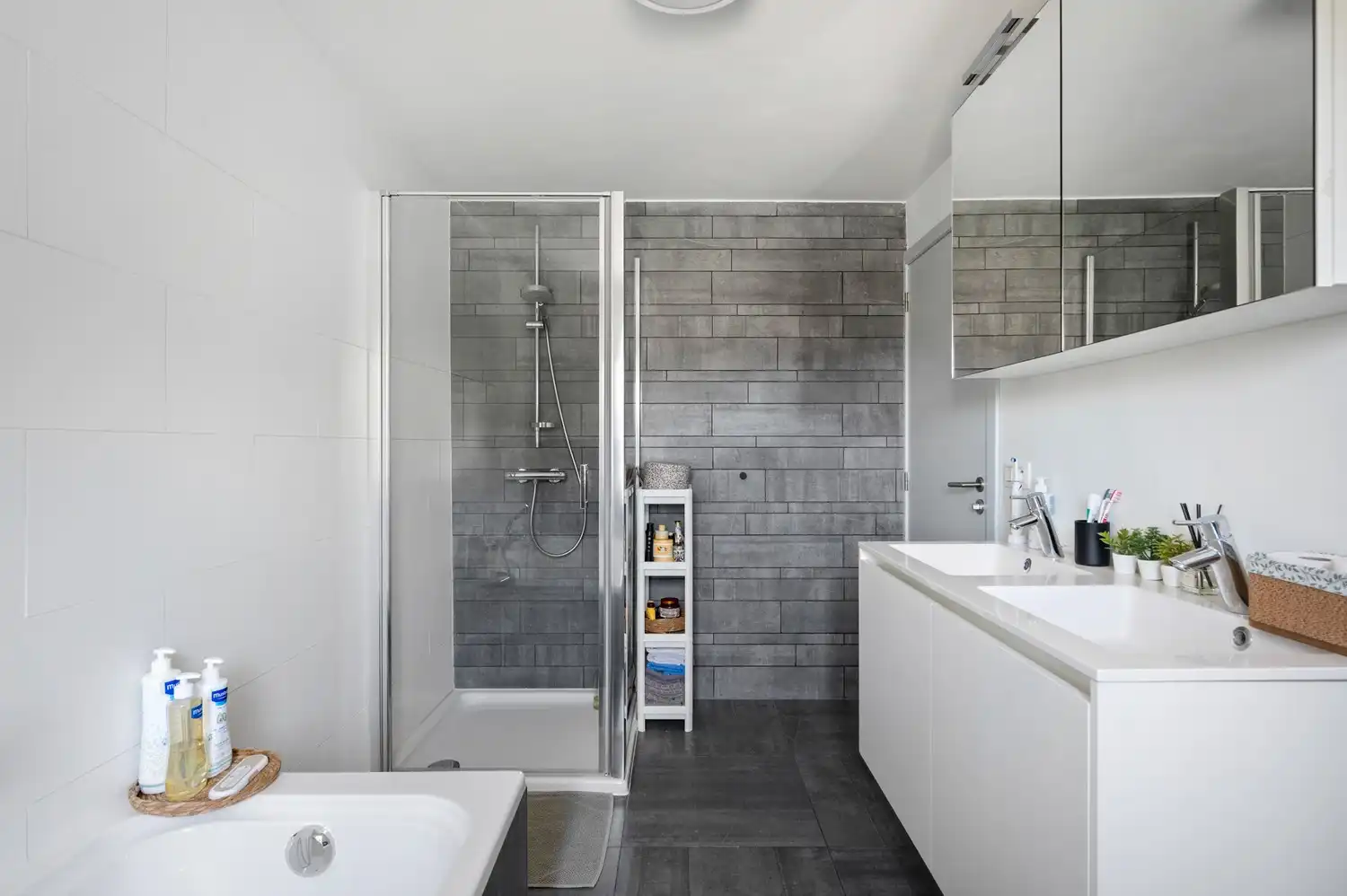 Energiezuinige woning op perceel van 527 m² met 4 slpks en bureau foto 13