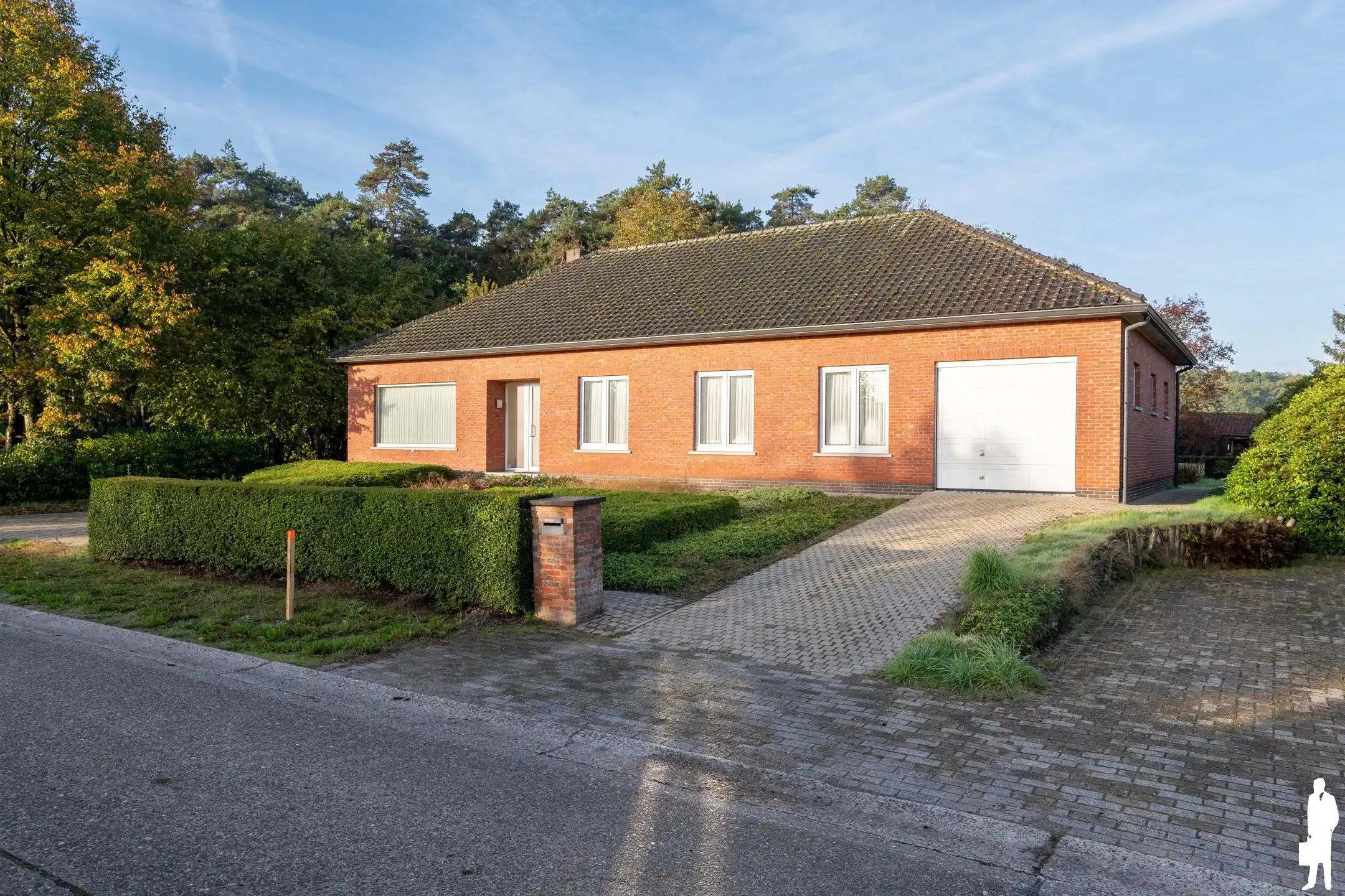 Vrijstaande woning op prachtig perceel van 4.041 m²  foto 2