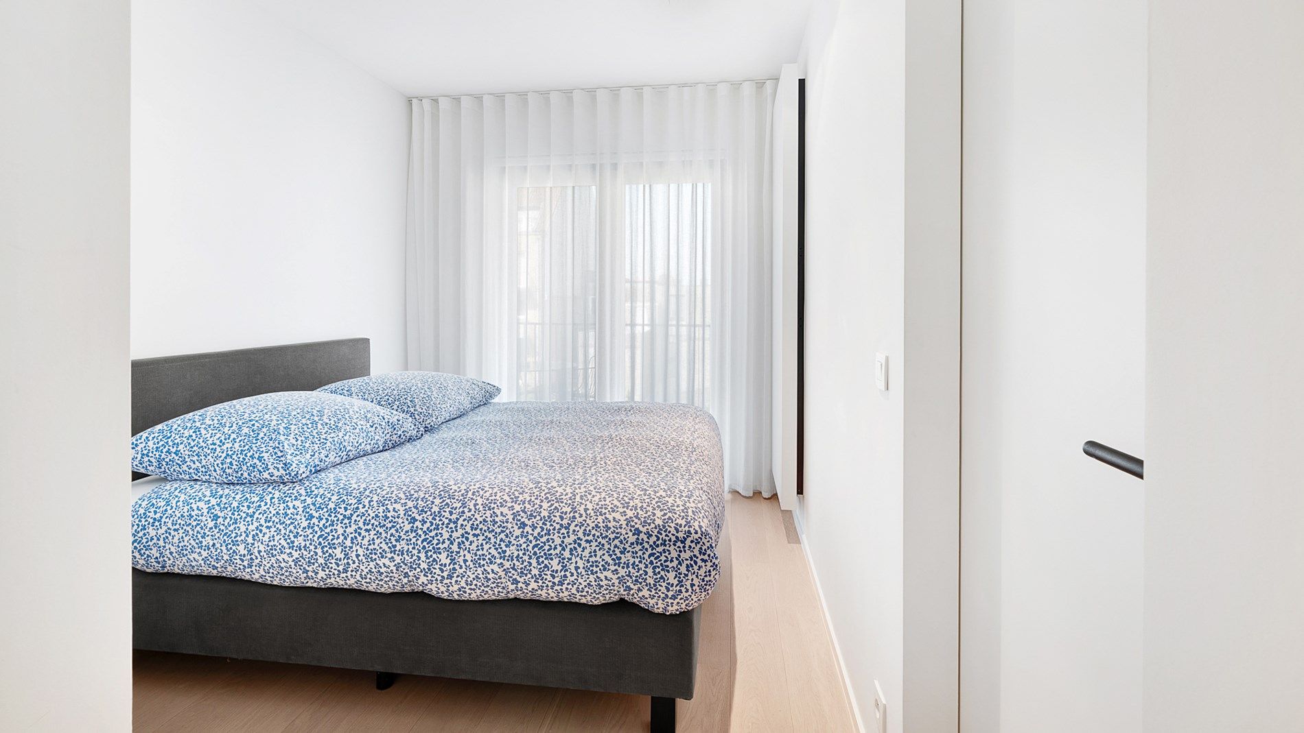 Uitzonderlijk luxueus afgewerkt appartement met zonnige terrassen, gelegen vlakbij de winkels van de Lippenslaan.  foto 20