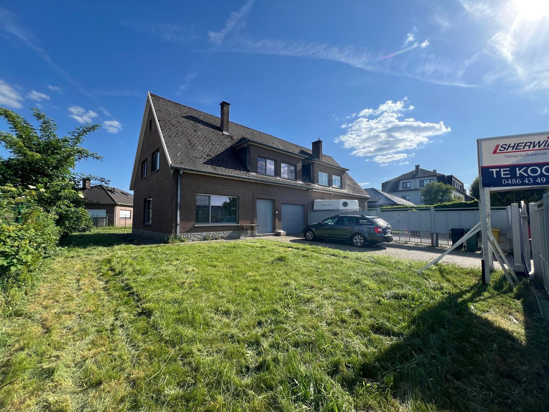 Hoofdfoto van de publicatie: Zeer ruime woning met 4 slaapkamers nabij centrum.