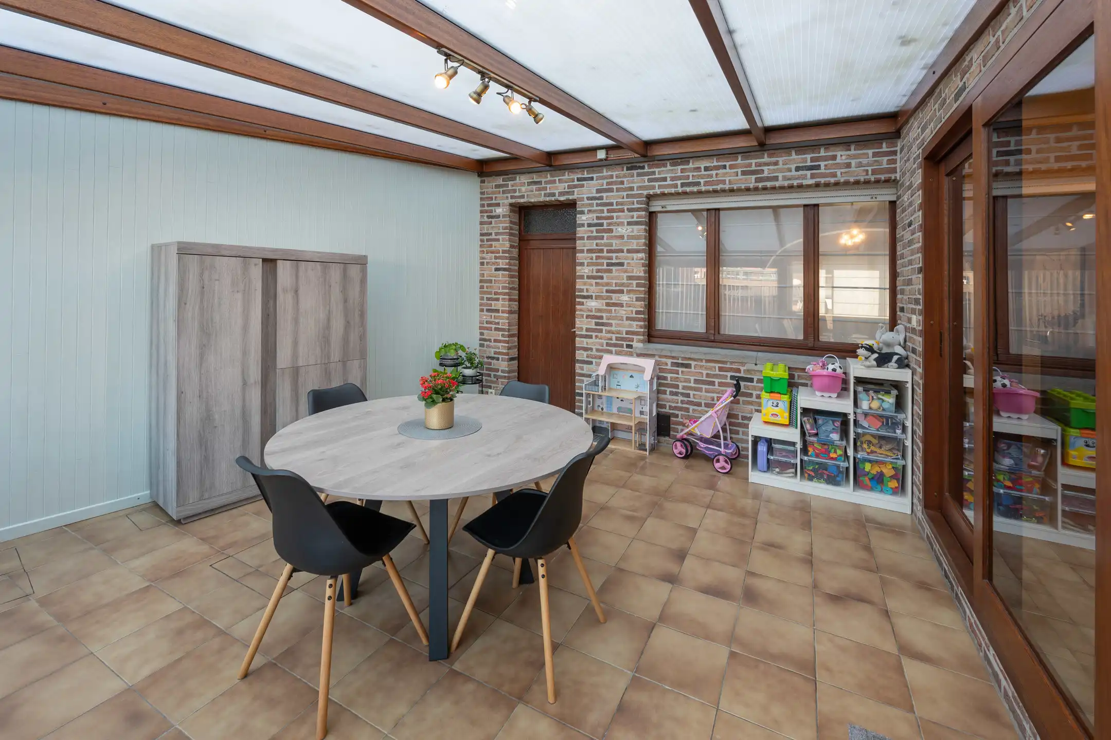 Charmante gezinswoning met garage in hartje Willebroek foto 6