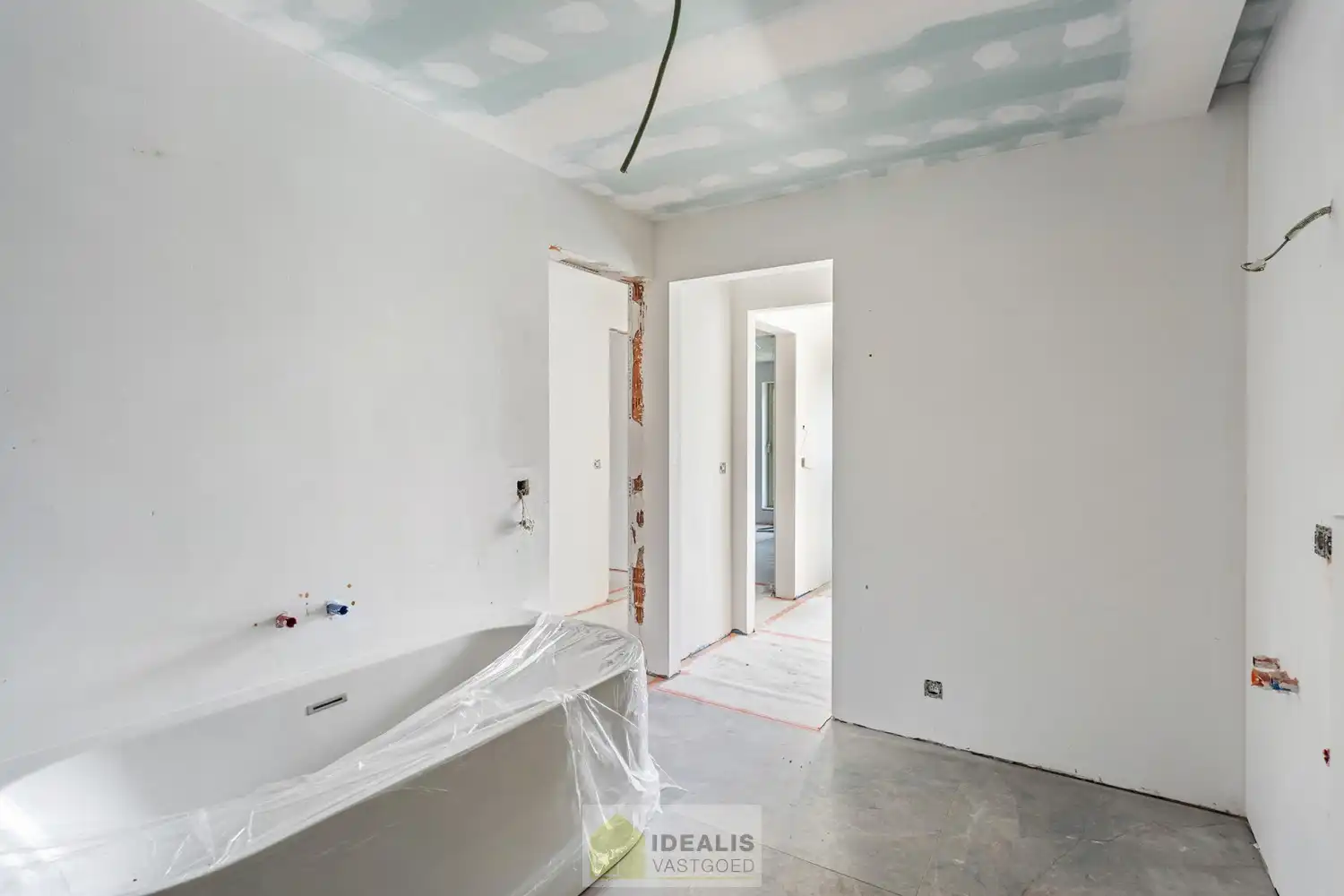 Schitterend volledig vernieuwde woning met 3 ruime slaapkamers foto 27