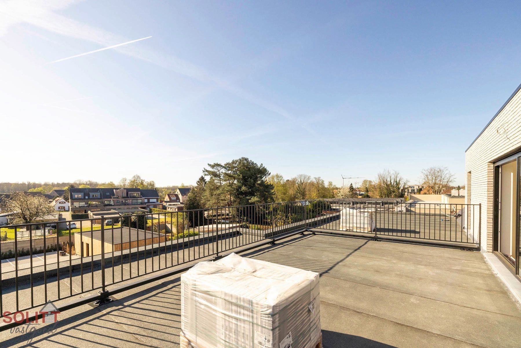 Penthouse met 3 slpk, terras (40m²) en bovengrondse parking foto 7