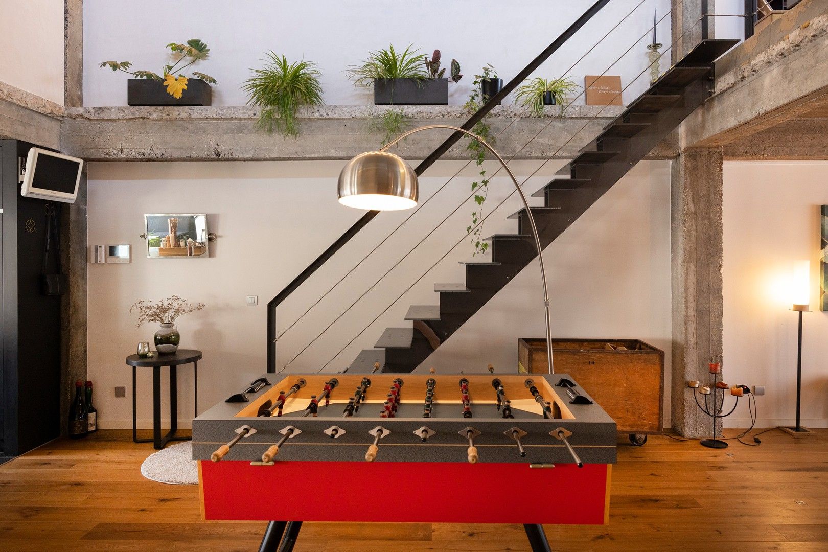 Dit triplex-appartement met terras biedt heel veel ruimte! foto 9