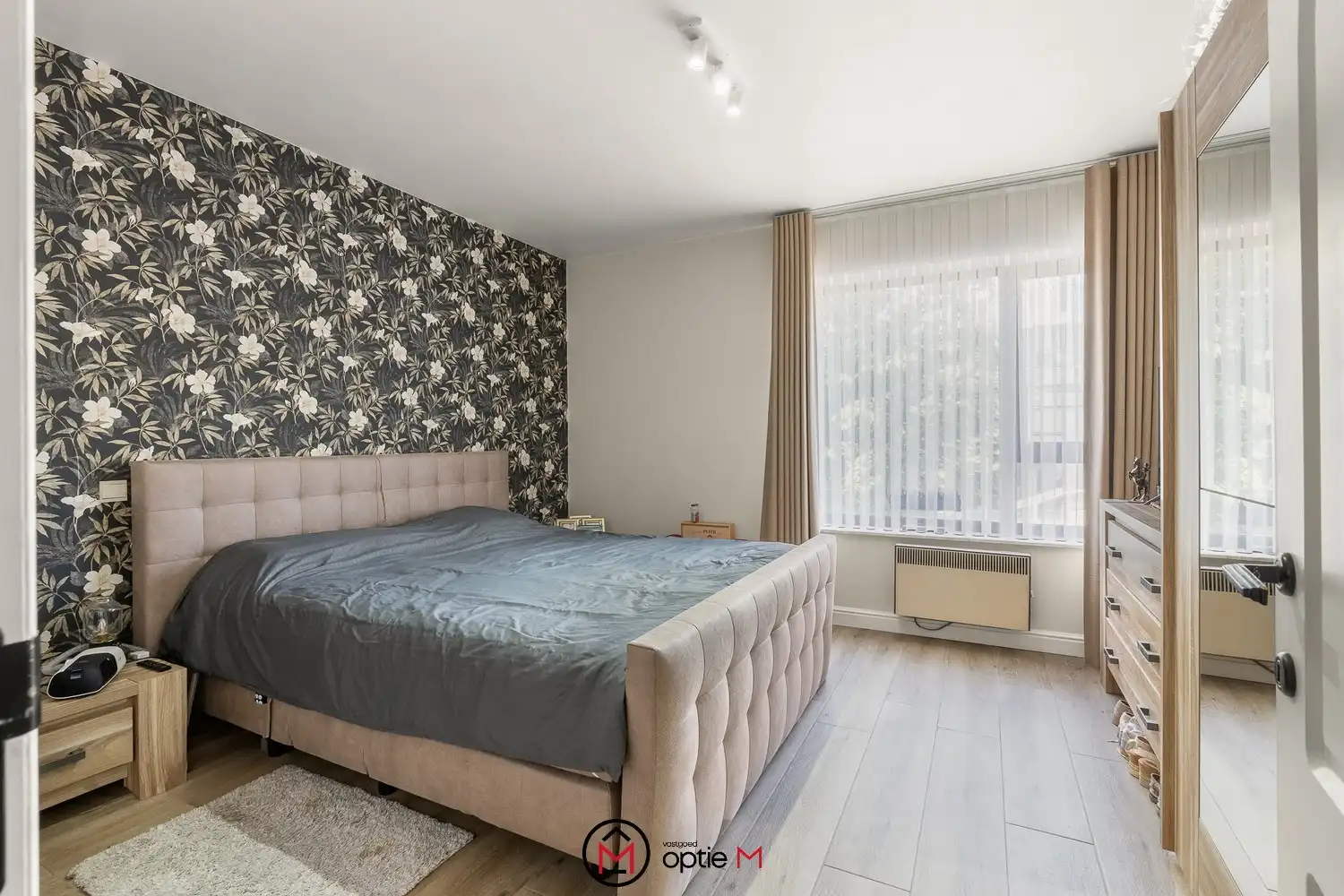 Ruim gerenoveerd appartement van 170 m² met 4 slaapkamers en twee terrassen in hartje Genk foto 22