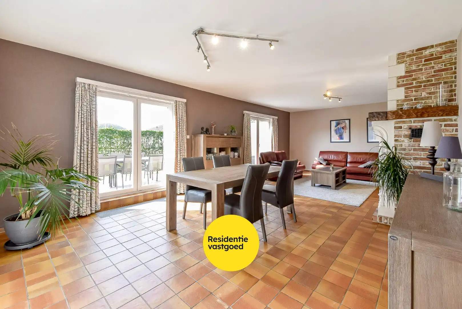 Ruime villa met 4 slaapkamers foto 4