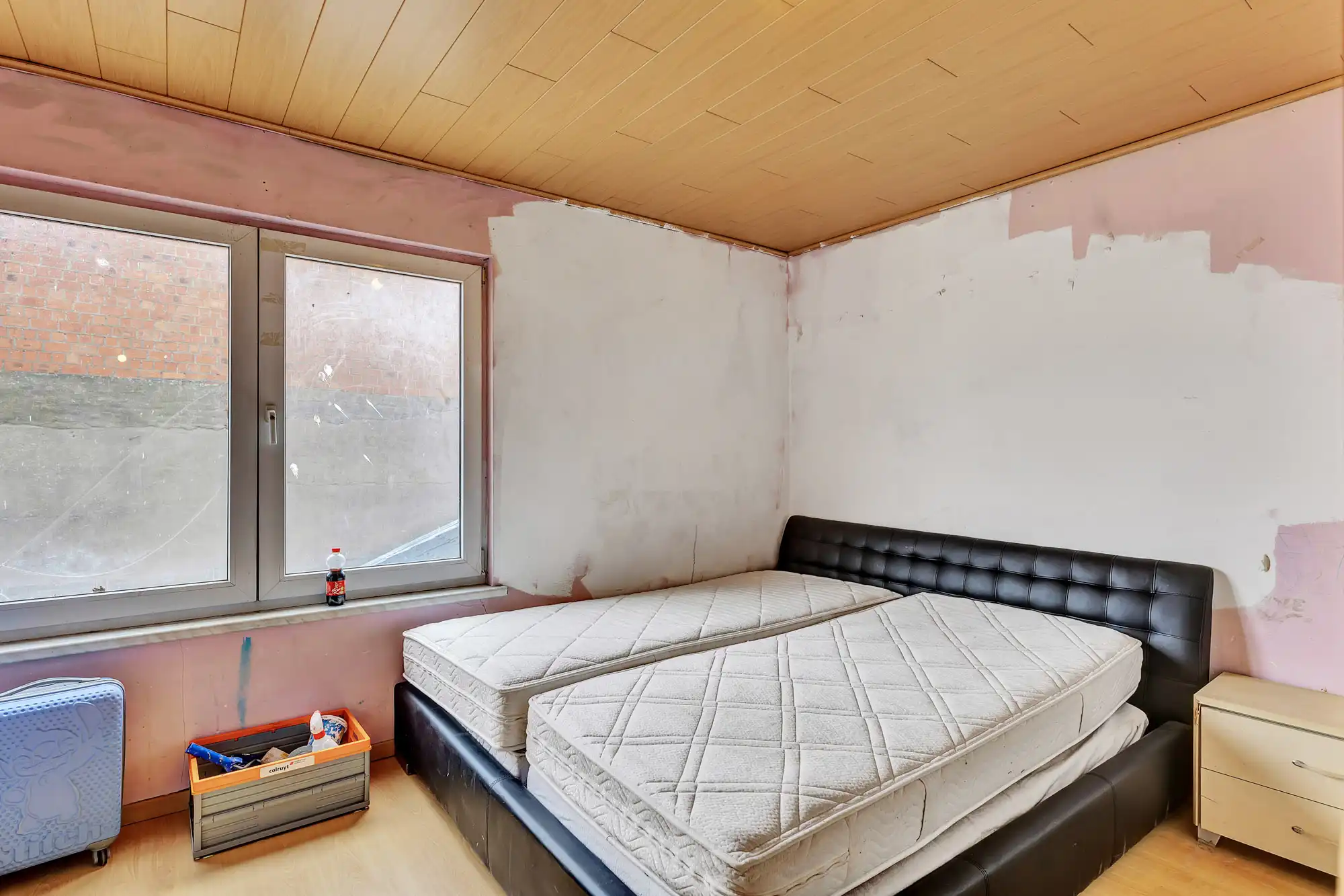 Te renoveren woning met 3 slaapkamers en garage foto 15