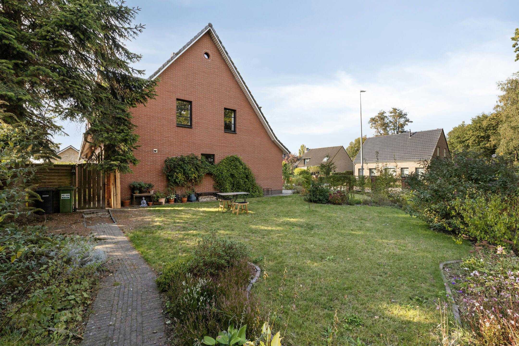 Gerenoveerde halfopen bebouwing te koop te Essen-Horendonk! foto 27