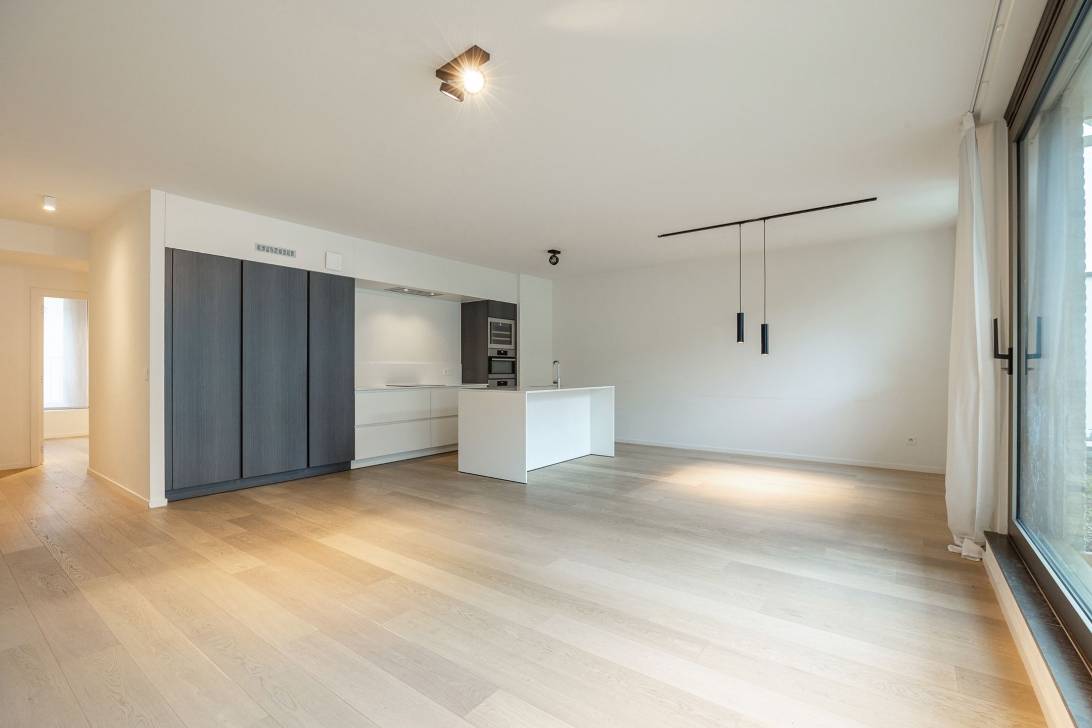 ()=>{if(producerUpdateValueVersion(node),producerAccessed(node),node.value===ERRORED)throw node.error;return node.value} Vorstermanstraat 10 - 2000 Antwerpen