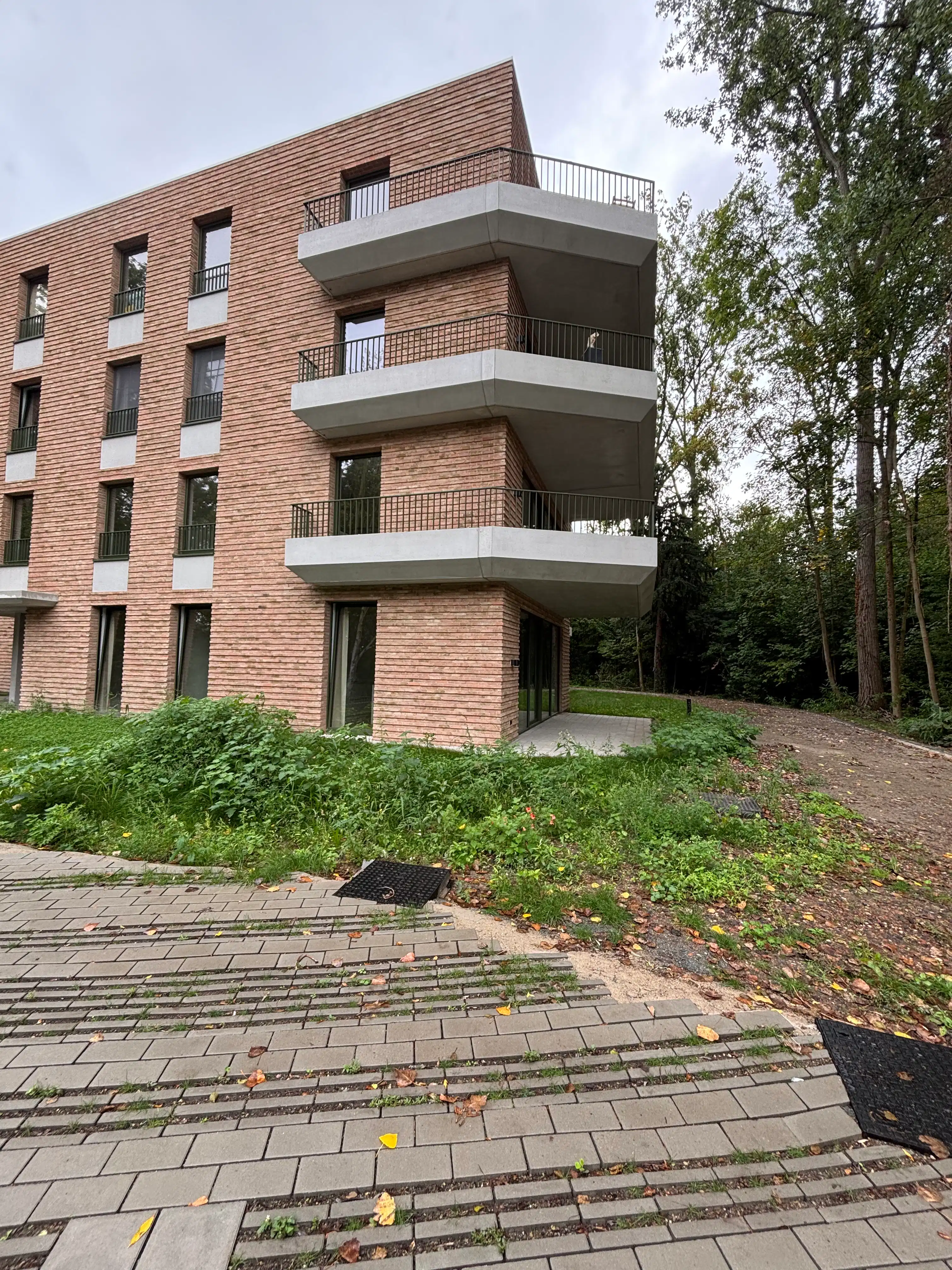 LUXUEUS NIEUWBOUWAPPARTEMENT MET SLAAPKAMER, BUREAU EN RUIM TERRAS foto 32