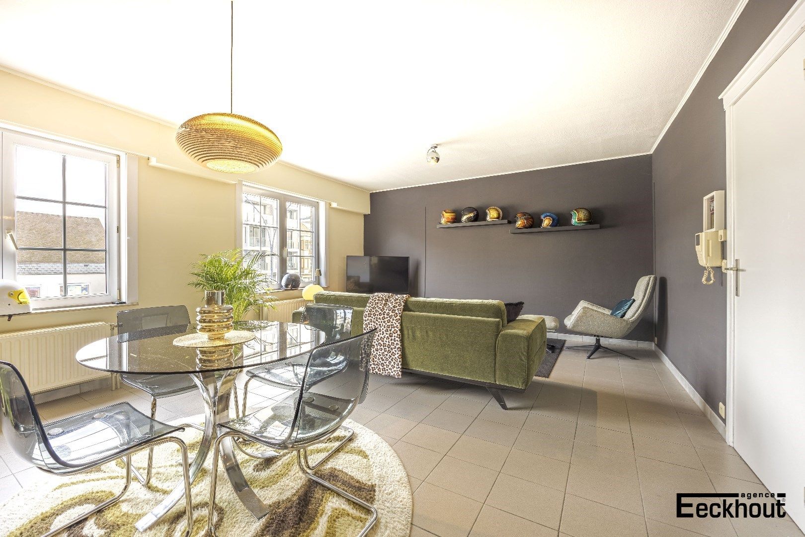 Instapklaar appartement met ruim zonneterras op wandelafstand van het strand! foto 3