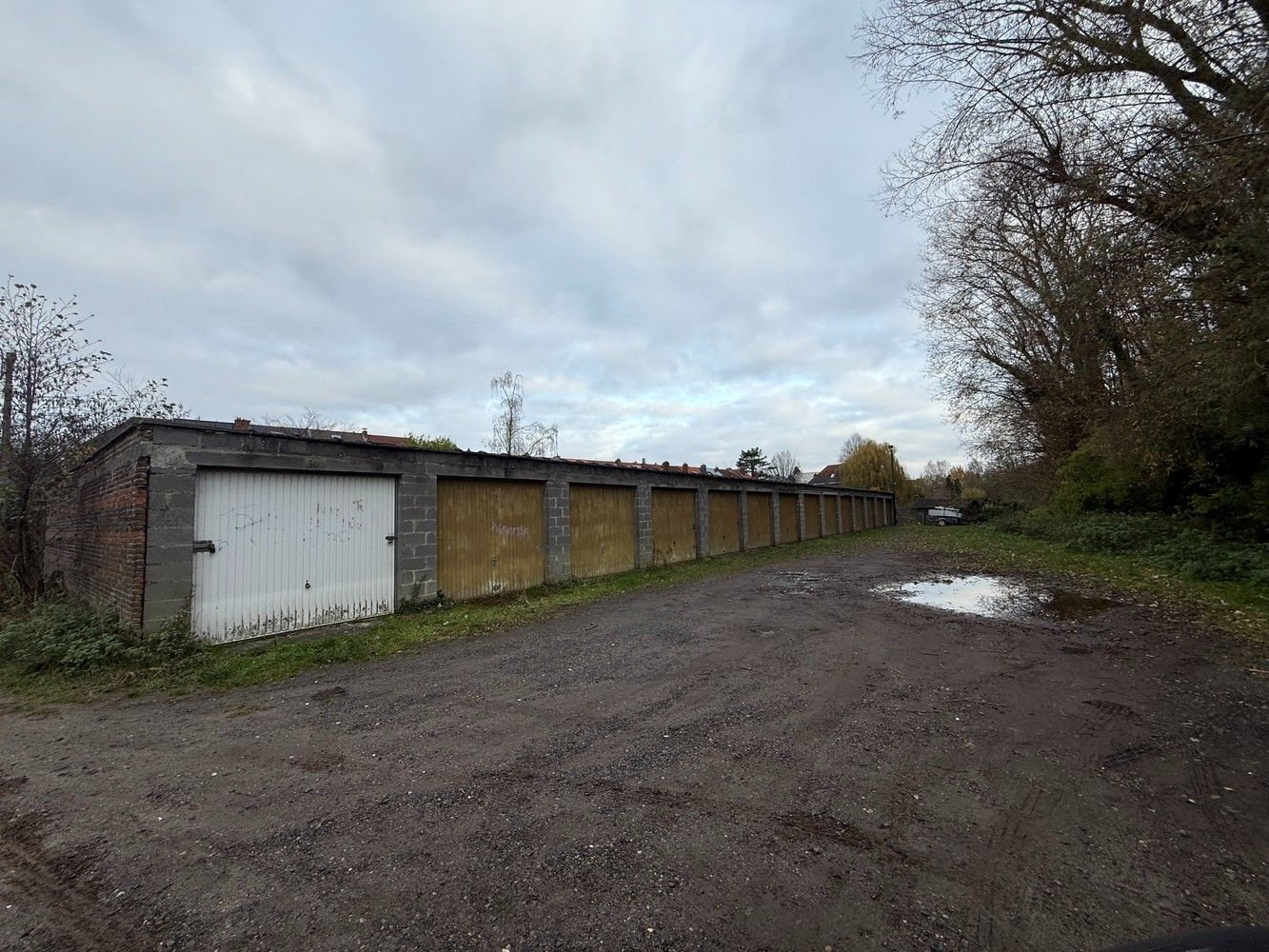 30 GARAGES VLAK BIJ HET CENTRUM VAN MECHELEN foto 6