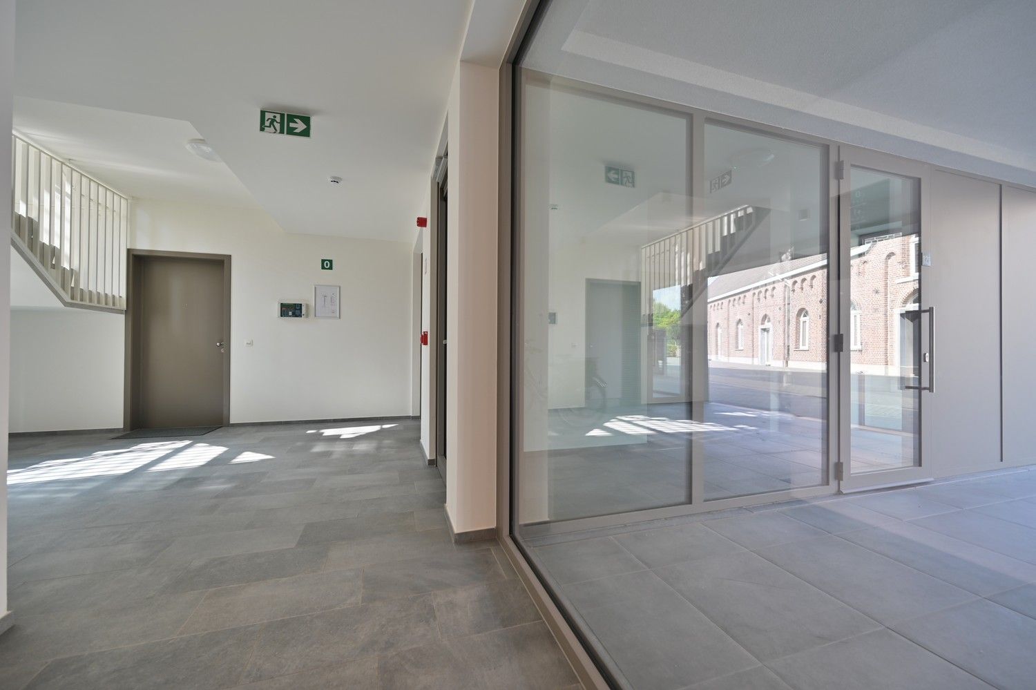 Gelijkvloers appartement met 2 slaapkamers en privétuin in het centrum van Lanaken. foto 21