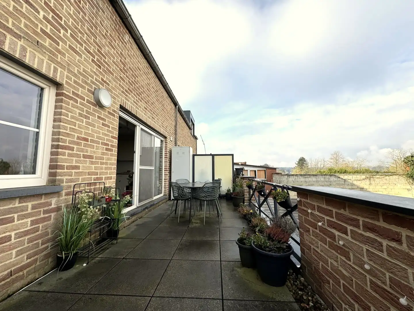 Ruim appartement met 2 slaapkamers en staanplaats te huur! foto 17